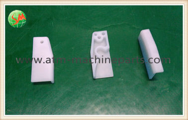 NCR ATM Parts Retainer-Pick Line 445-0678300 Pick Line Support White Plastic