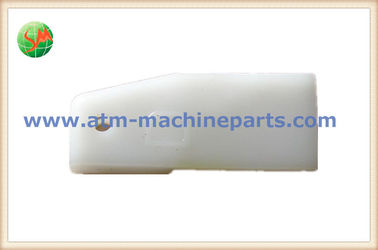 NCR ATM Machine Parts White Plastic Retainer Pick Line 445-0678300